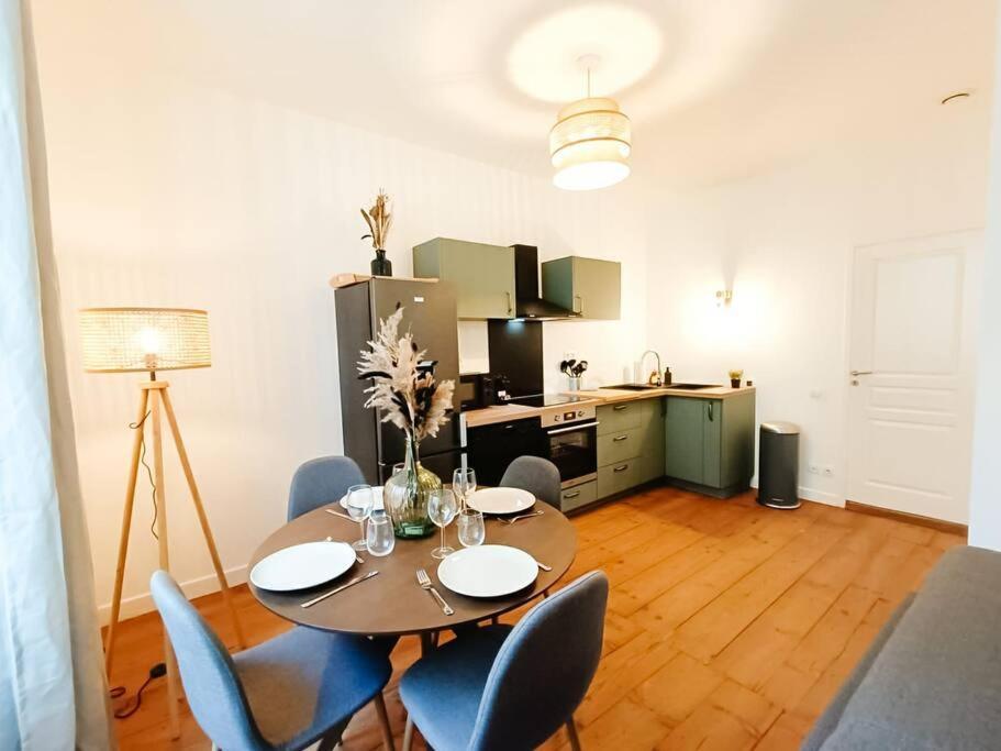 Cosy Calypso 2Ch - Quartier Des Halles & Parking Pau Luaran gambar